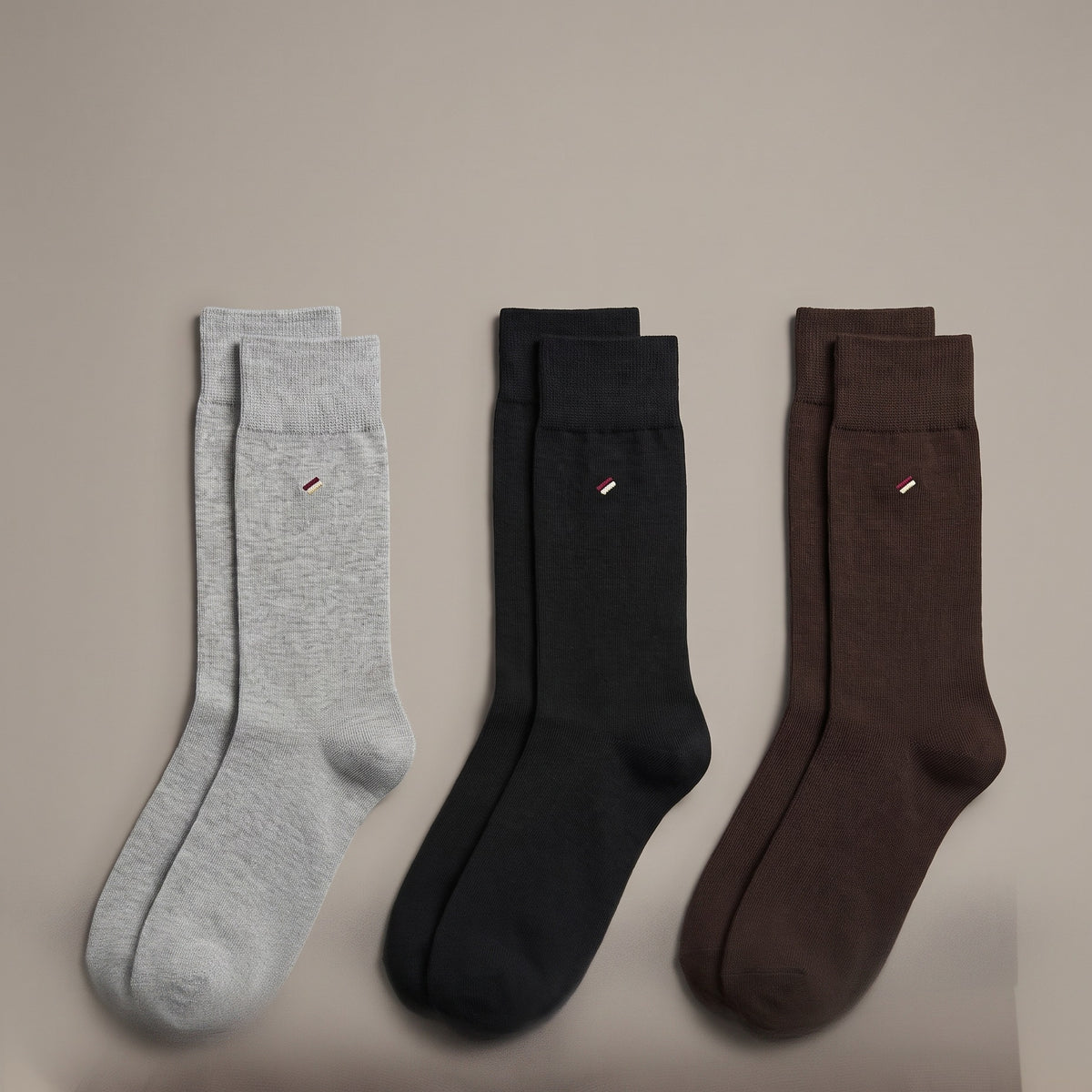 شرابات بيرد الرسمي الطويلة — بوكس أسود وبني ورمادي | Bird Formal Long Socks — Box 2